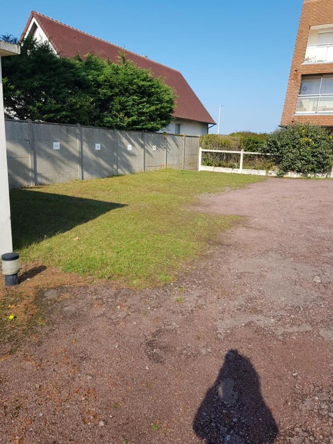 Apartmán Studio Front De Mer Ouistreham Exteriér fotografie