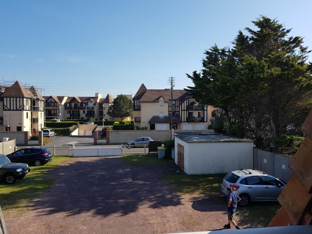 Apartmán Studio Front De Mer Ouistreham Exteriér fotografie