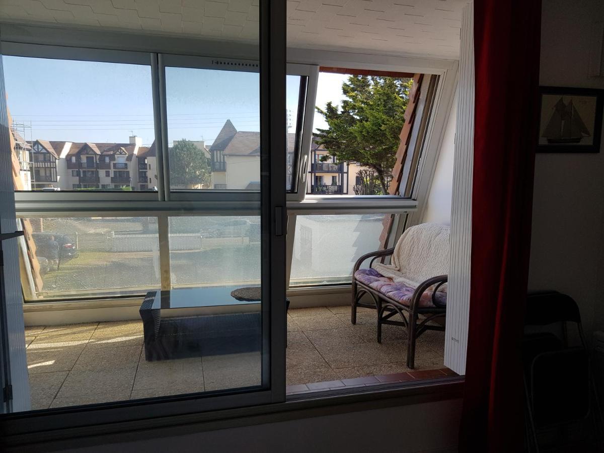 Apartmán Studio Front De Mer Ouistreham Exteriér fotografie